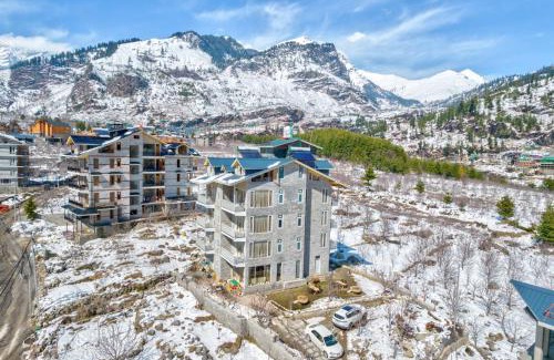 Manali Hotel | La Aero Resort Home in Snow Mountains