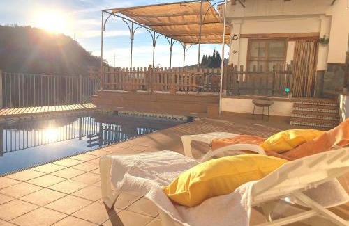 Quentar House | LA ALBERQUILLA, un oasis con piscina en Quentar