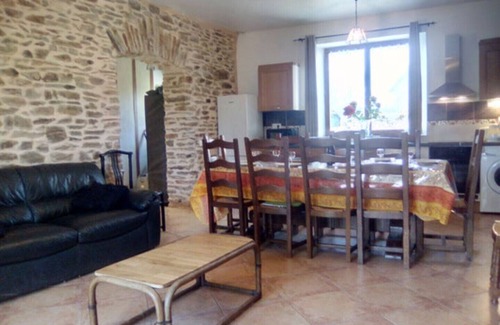 Moon-sur-Elle House | La Baconnerie farm. LA CHARETTERIE gite near the landing beaches