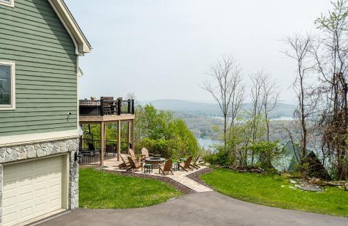 Mountainside House | La Bella Vita