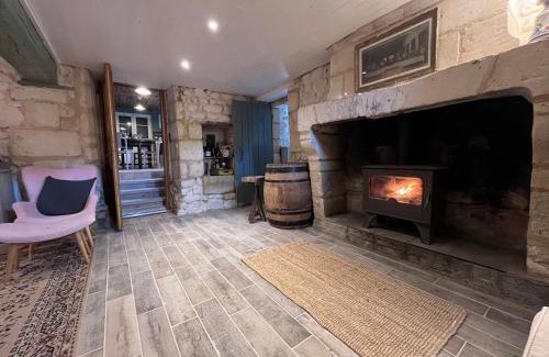 Chinon House | La Bergerie- Beautiful barn conversion in Chinon, Loire Valley