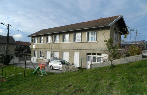 Etival Apartment | La Berlie du Jura +gîte n°3 + 12 persons