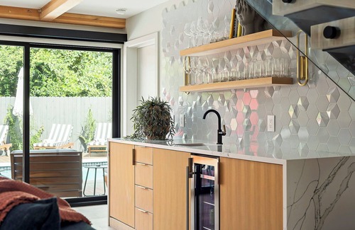 Greater South River City House | La Buena Vida: Modern Oasis w/Pool, Spa, & Sauna