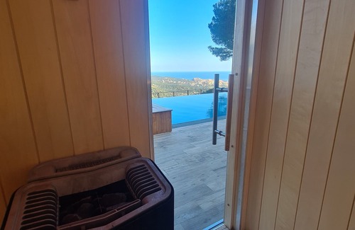 Santa-Reparata-di-Balagna Cabin | LA CABANE DE CASANOVA 8/10 PEOPLE. BREATHTAKING VIEW OF ILE ROUSSE