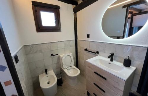 Sanlucar de Barrameda Villa | La Cabaña del Lago