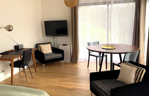 Latresne House | La Cabane Studio 15 minutes from Bordeaux Center