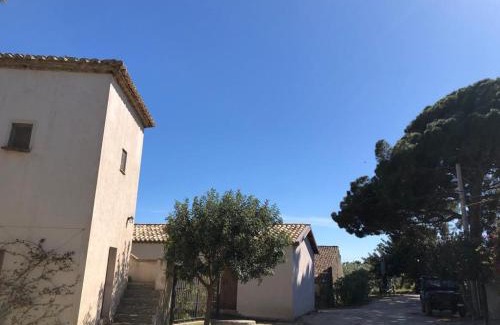 Locri House | La Casa del carrubo di Borgo Carbone