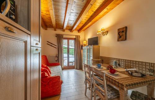 Pre-Saint-Didier Apartment | LA CASA DI CUORI - Accogliente con piccolo patio - PSD 0112