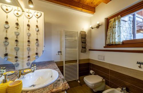 Pre-Saint-Didier Apartment | LA CASA DI CUORI - Accogliente con piccolo patio - PSD 0112