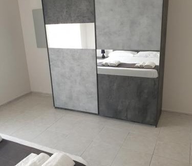 Grottasanta Apartment | la casetta di francesco