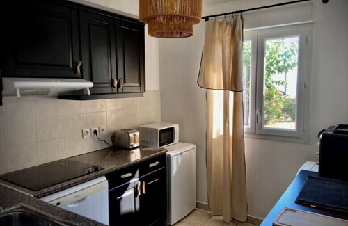 Prunete Villa | La Casetta Prunete, Villa facing the sea 80m from prunete beach