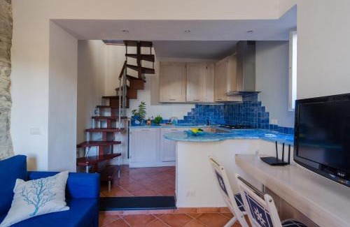 Corniglia Apartment | La Casetta Rossa