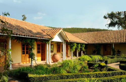 Casablanca House | La Casona At Matetic Vineyards