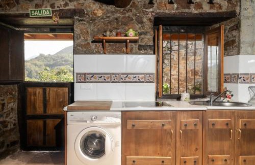 San Juan de Parres House | La Casona de Abajo