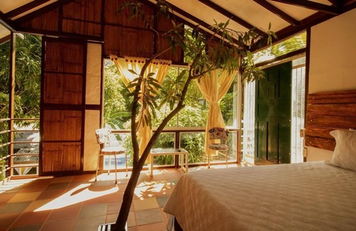 Coffee Triangle Hotel | La Casona de Sara