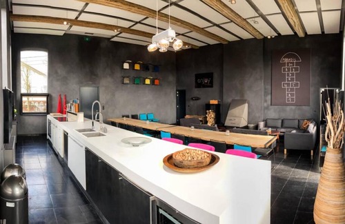 Anhee House | La Classe - Former school of the village of Denée