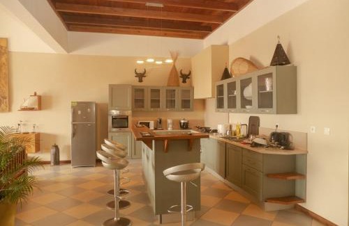 Ambodifototra Apartment | La Colombine Appart'Hôtel