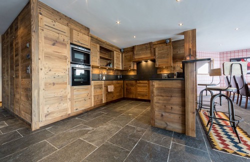Saint-Pierre-de-Clages Apartment | La Cordée 4 luxury ski lift Spa access