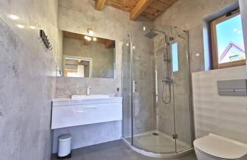 Nowecin House | La Cubita - Domki i Apartamenty