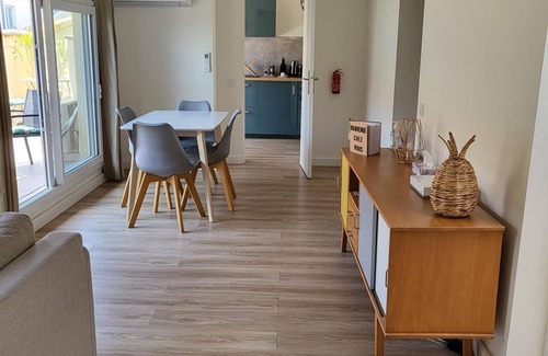 Quartier Administrations Apartment | La Dolce Vita Nîmoise 🐊 Terrasse 100 M Des Arènes