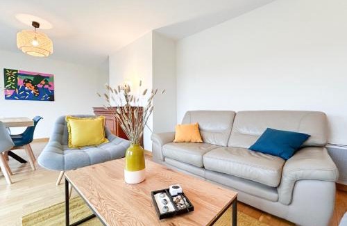 Saint-Cyr-l'Ecole Apartment | La Douce Évasion à 13 minutes du château de Versailles