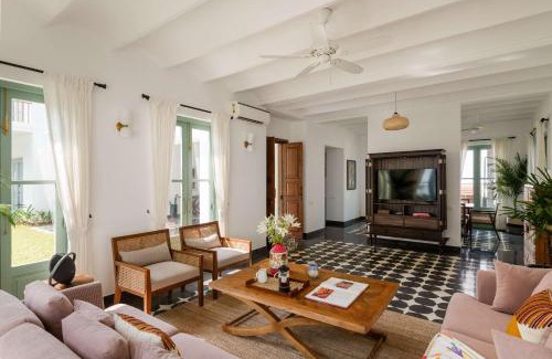 Vagator Villa | La Estada, Huge 4 BHK Villa in Assagao with Large Private Pool & Garden, Security, Kitchen