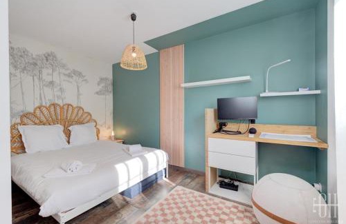 Montbazon House | La Familial - 6V - Parking - Jardin - Bureau