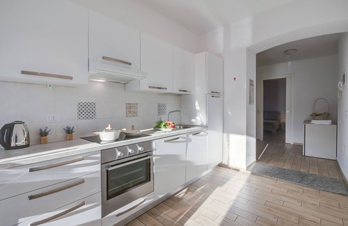 Laveno Apartment | La Finestra di Laura, Laveno Mombello, Italy