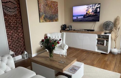 Saint-Fargeau Apartment | La Galerie, suite pour 2 personnes avec chambre supplémentaire possible