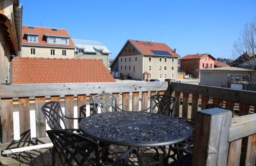 Les Fourgs Apartment | La Grande Marguerite