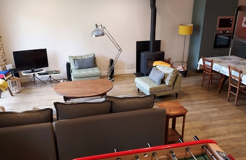 Condat-sur-Ganaveix House | La Grange de La Tuilerie, Gîte Tout Confort Avec Piscine, à 7 km d' Uzerche