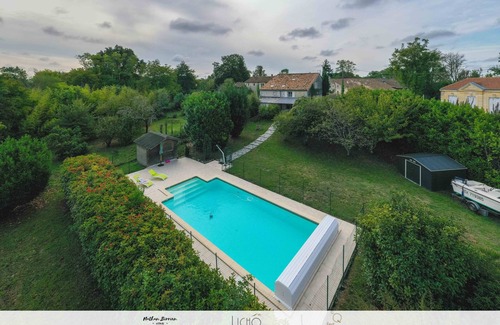Bellefond House | La Grange de Bellefontaine and its private swimming pool (5 * label)