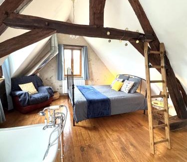 Montresor House | La Grange de Montrésor