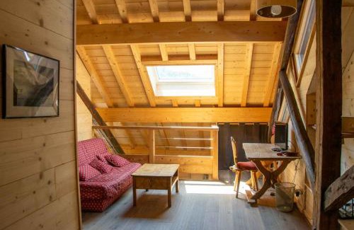 Albiez-le-Jeune Ski Chalet | La Grange des Aiguilles