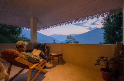 Rumtek Villa | La Ipsing Farm by StayVista - 3 BHK Villa with Balcony, Mountain View, Indoor Games, and Pet Friendly