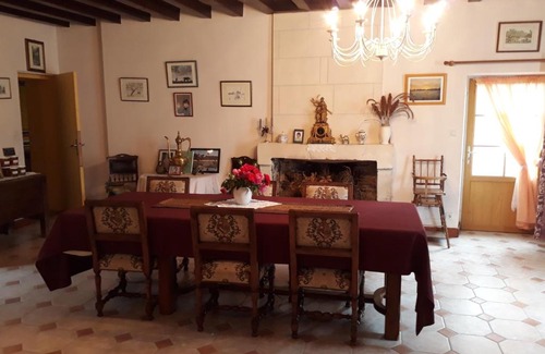 Nouans-les-Fontaines Bed & Breakfast | La Lévrière