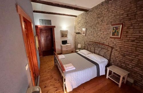 Medelana House | La Locanda degli Artisti