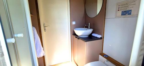 Saint-Yan House | La Luna - Tiny House Spa - Romantique & Nature