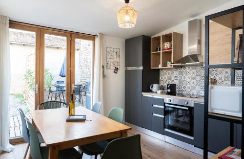 Miribel Villa | La Maison de Charlioté, entier, 3chb, 4 à 6 pers