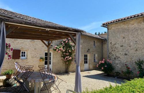 Xaintray House | La Maison de Margot