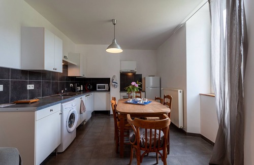 Lagarde Cottage | La Maison de Tété – Charming Cottage near Lourdes, Private Terrace, Garden, WiFi
