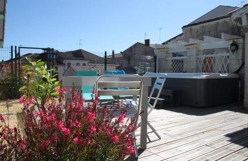 Tonneins Bed & Breakfast | La Maison DUFFOUR chambres d'hôtes avec Petit Déjeuner