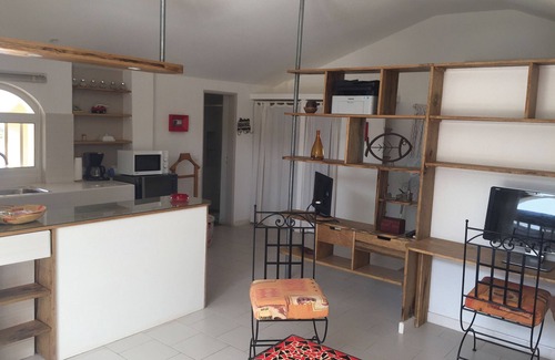 Popenguine Bed & Breakfast | La Maison Jaune Studio de Charme
