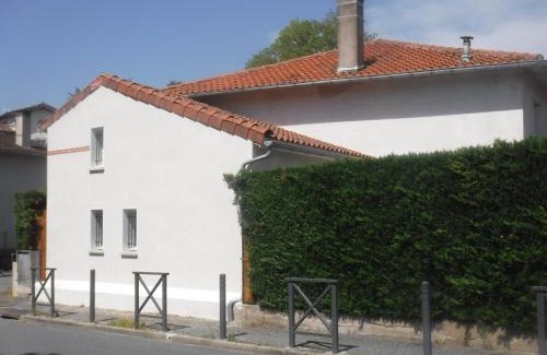 Albi House | La Maisonnette de l'échappée verte.