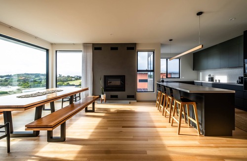 Swansea House | La Mer - A seaside Sanctuary