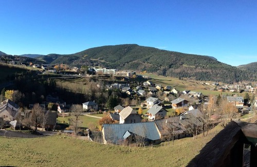 Villard-de-Lans Apartment | La Moraine furnished mountain apartment