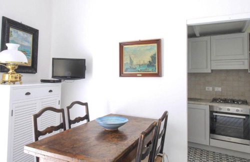 Vernazza House | La Nave