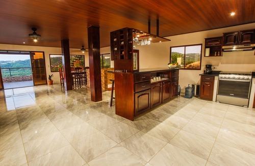 San Juan del Sur House | La Niña, new downtown luxury house in San Juan del Sur, spectacular view !