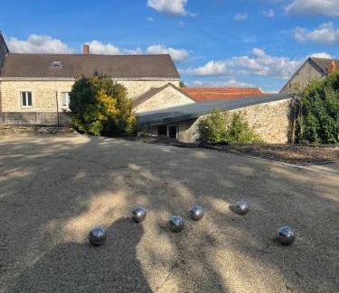 Coulonges-Cohan House | La Nomalina