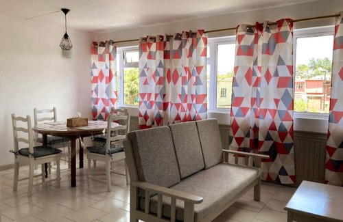 Forest Side Apartment | La Péninsule - Town Apartment No. 3